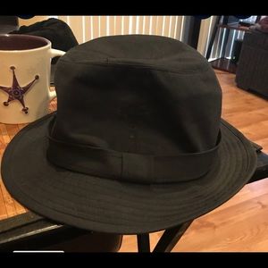 BURBERRY VINTAGE BUCKET HAT